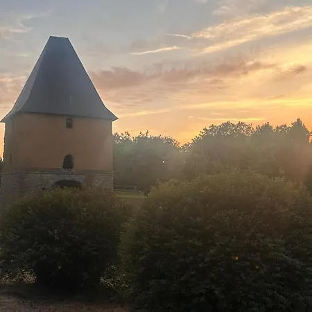 Nyaraló Parenthese Normande Au Coeur Du Haras Le Mesnil-Rouxelin